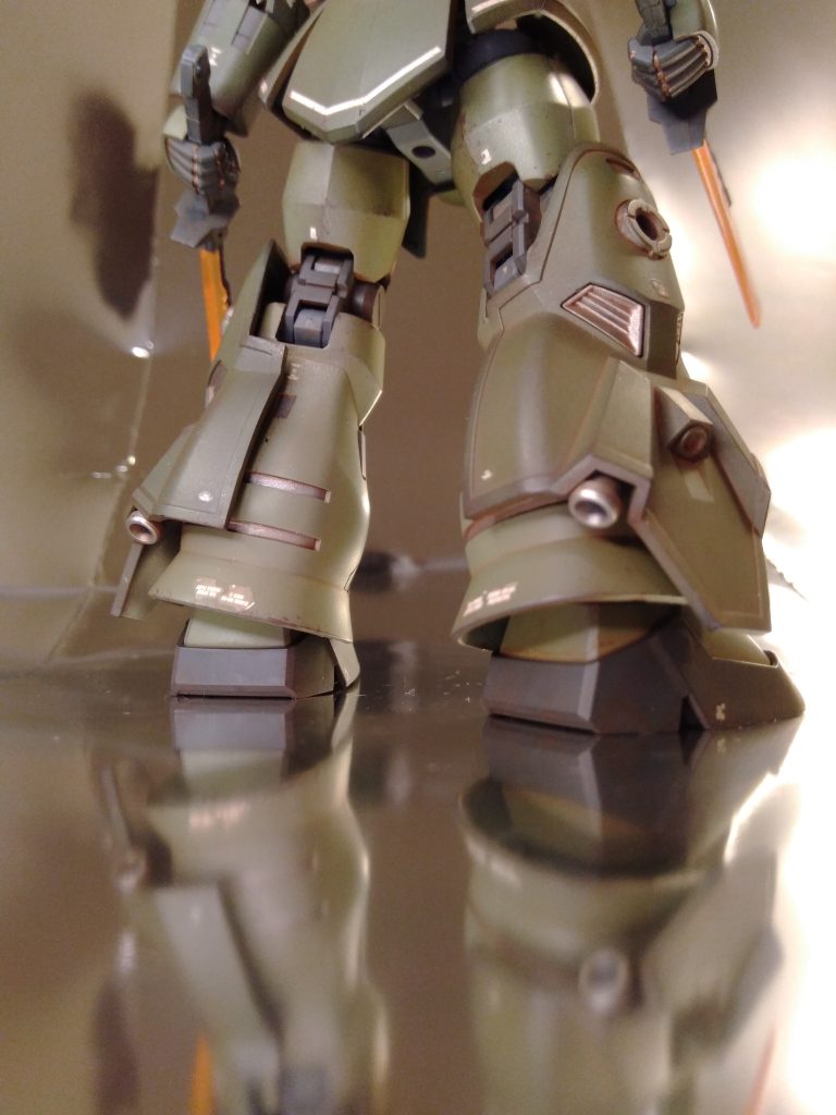 こうして見るとダクトの様な箇所はスミ入れするか、少し深く掘り直した方がカッコよくなりそうな気がします。