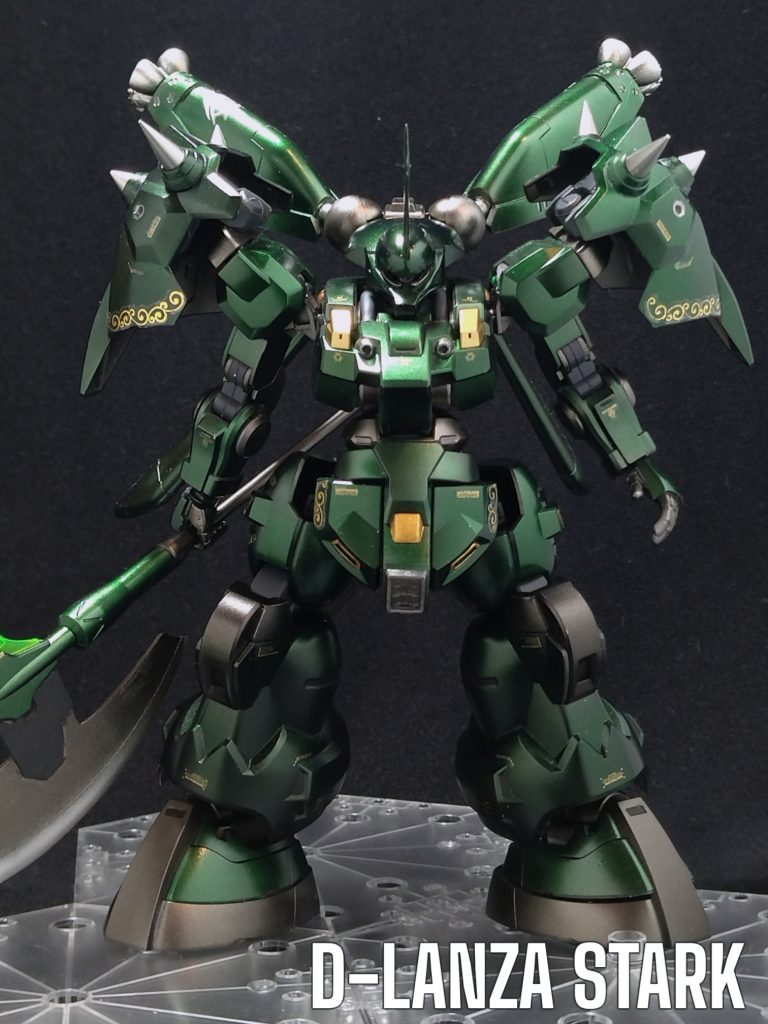 ドズル・ザビが瀕死状態で救出され、昏睡状態から強化人間として目覚め、ミネバを守るために戦い続ける･･･といった妄想です。