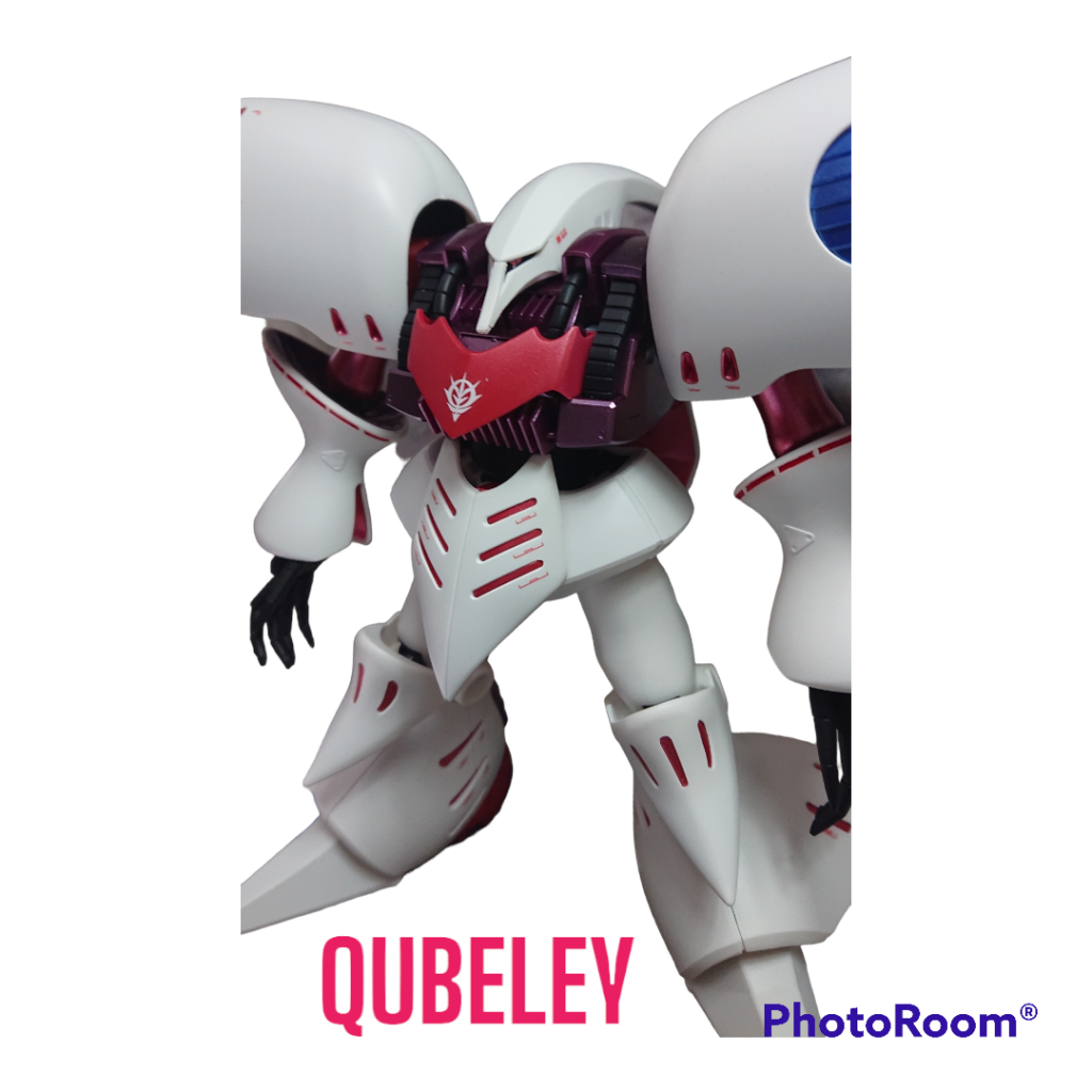 メタリック塗装とデカールで完成です