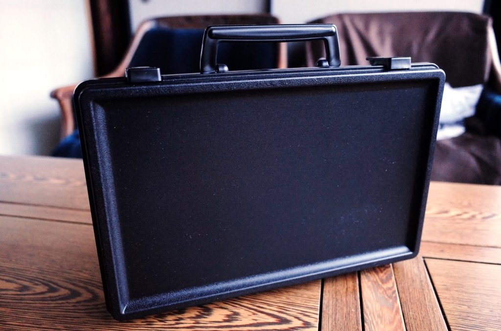 持ち運びに便利