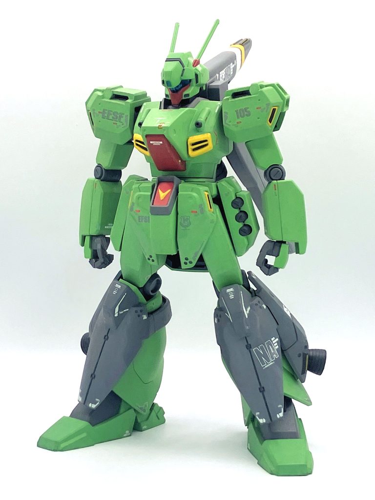 プロトスタークジェガン本体。キットはもちろん脚部追加装備も外せますが、劇中では搬入から整備時までずっと付けたままでした。