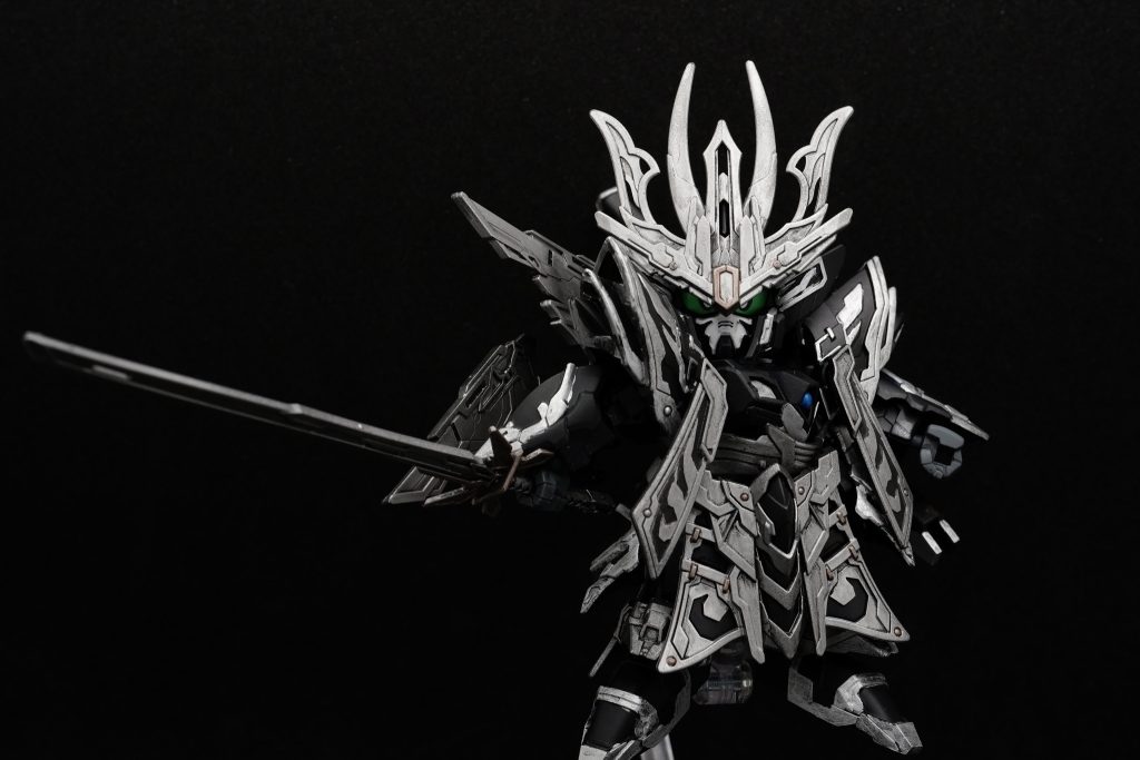 元々は片田舎の豪族の次男坊に過ぎなかった義時。しかし、姉が源頼朝の妻となったこと、兄が戦死したことから次第に源氏勢力の中心人物となってしまう。