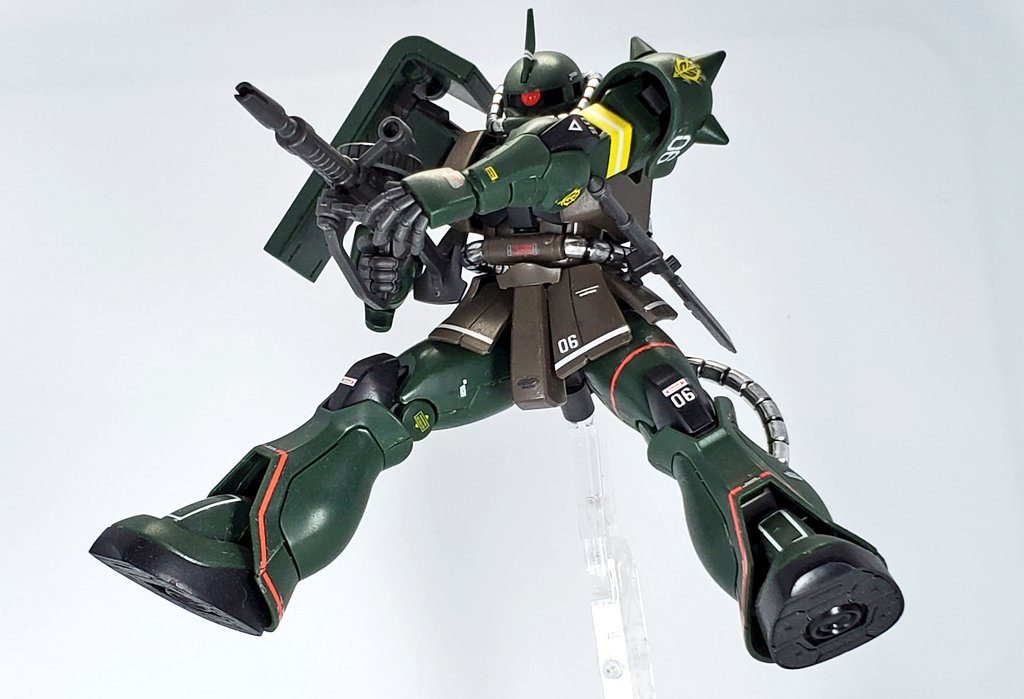 HGUC ザク2 R-2型 リアルタイプカラー 全塗装　完成品 全塗装HGUCザクⅡリバイブ/ZAKU II REBIVE CUSTOM FULL BUILD