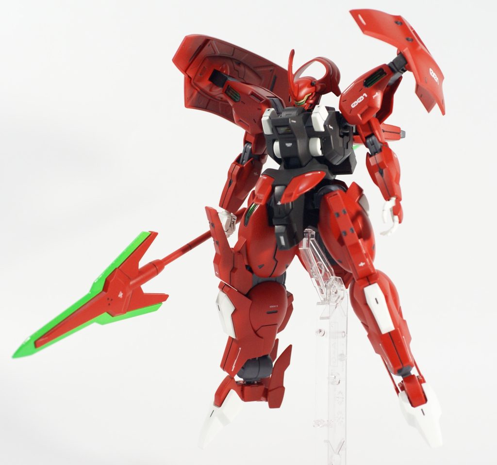 改修内容は次の通りです。・アンテナを薄く。・顔のセンサーを塗り分け。・サーベルを劇中の緑に塗装。・モールドの掘り直し。