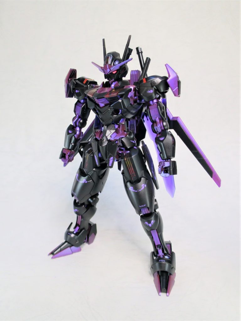 カラーレシピというものでもないですが…ブラック…サーフェイサーEVOブラックネオンパープル…サーフェイサーEVOブラック→GXメタルブルー→蛍光ピンクトップコート…半ツヤネオンパープルは色々試した結果、メタルブルーの上から蛍光ピンク乗せるのが一番イメージに近かったので採用しました。