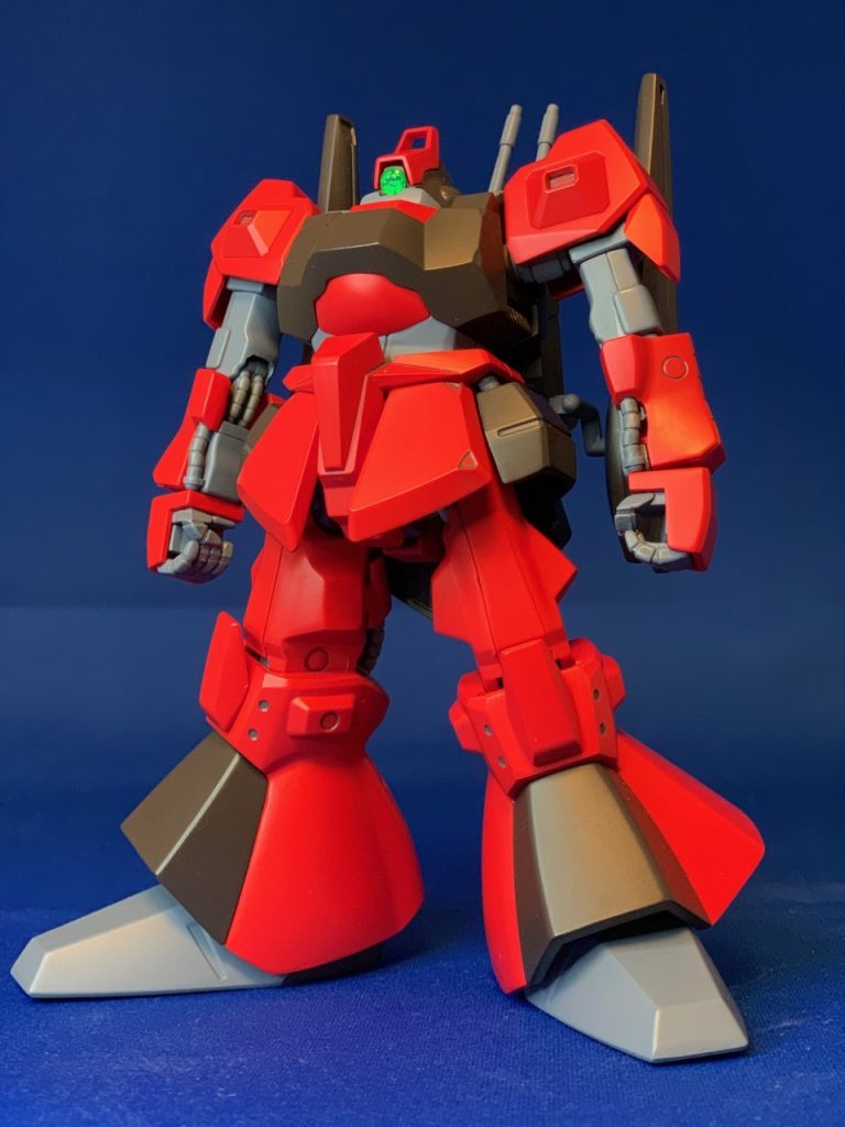 スタイル的にはリニューアル版ということもあって良好なのですが設定好きの自分としては脚部が気になったので手を加えました。