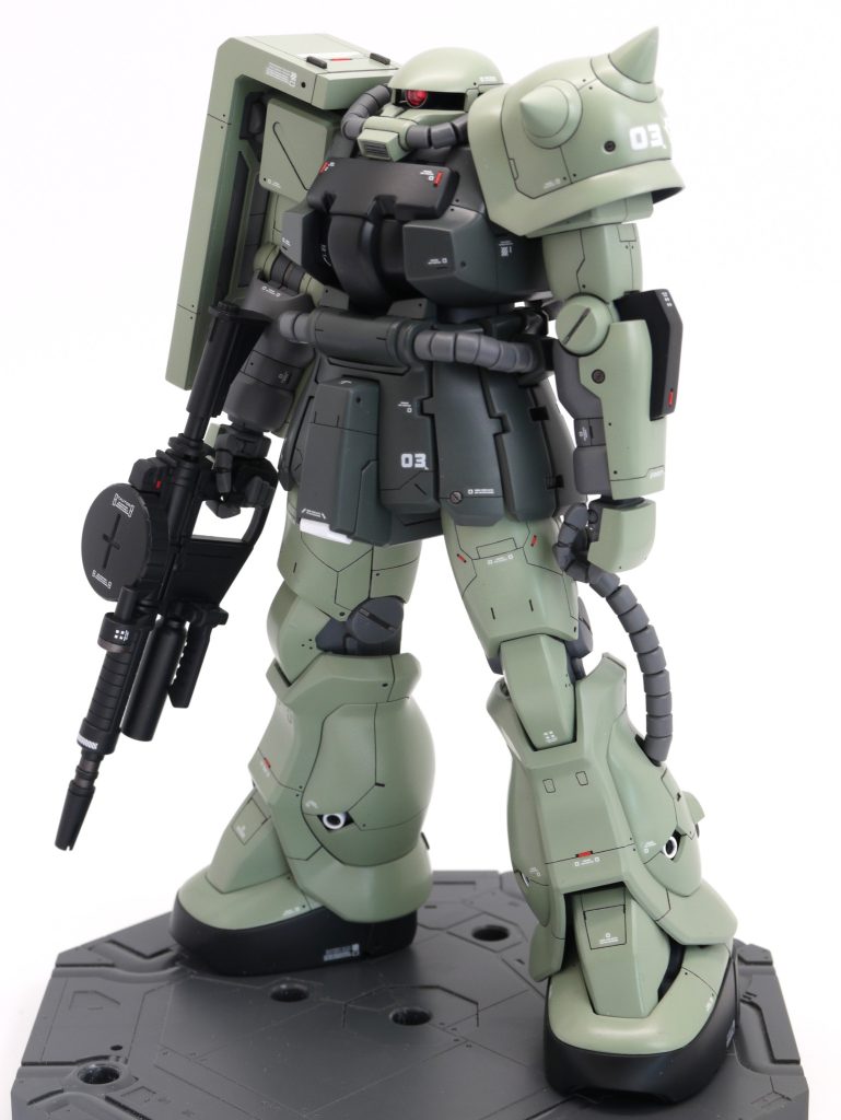 いつも通り外装は全塗装、フレームは部分塗装+簡単フィニッシュで仕上げています。ウエザリングはしていません。