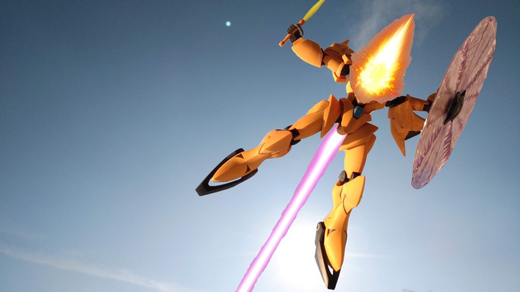 撃墜されるシャッコー。エフェクト加工しないとちょっと安っぽいですね。本編ではちゃんと加工してます。