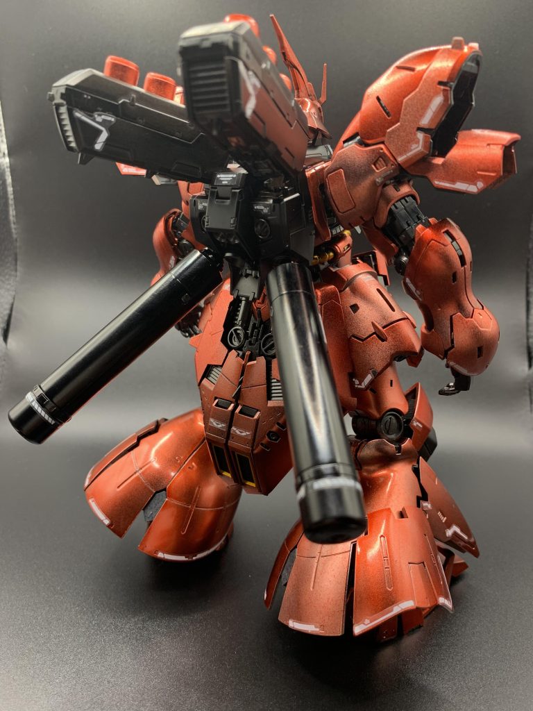 久々の塗装ですが、相変わらずムラがあります。半年前に塗ったパーツと今日仕上げたパーツで色味が違いますね。