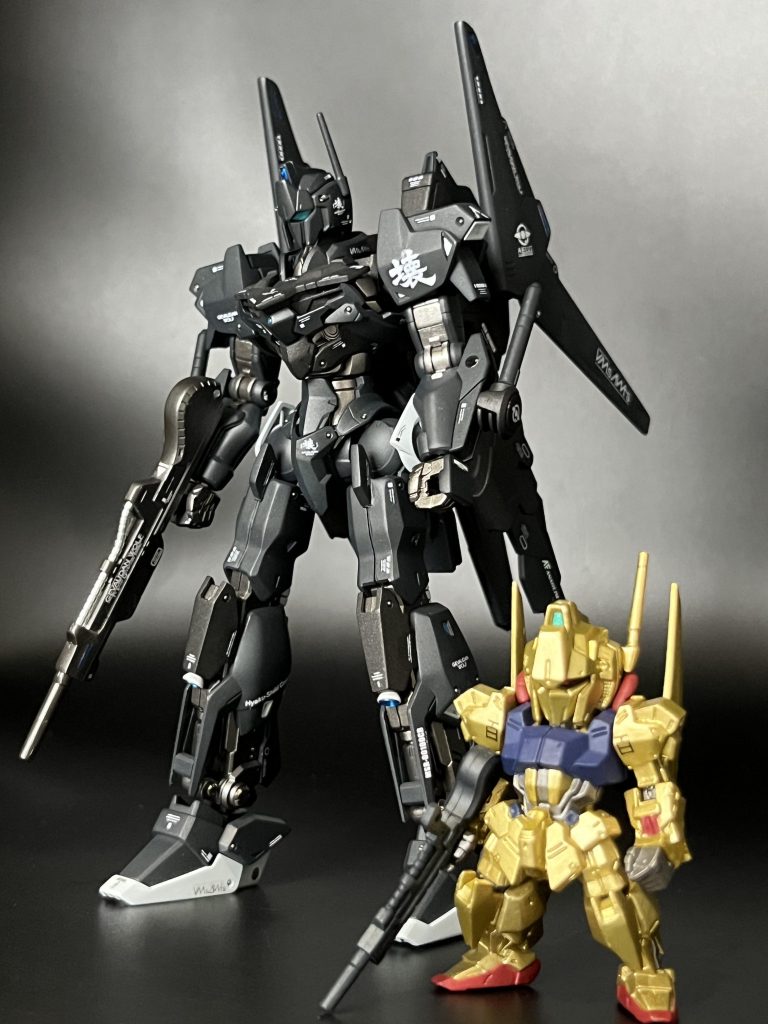 最後に恒例のコンバージとの2ショットですが、百式壊もルブリスもないので百式とパシャリ📷初めてミキシングに挑戦してみましたが、関節を改造したけど強度が弱く接着が取れたりと難しさもありましたが、完成すると満足感がありました♫またいつの日か挑戦したいと思います。5周年コンで『メッサーⅢ』が34位に入賞しました‼️皆さんありがとうございました🙇♂️