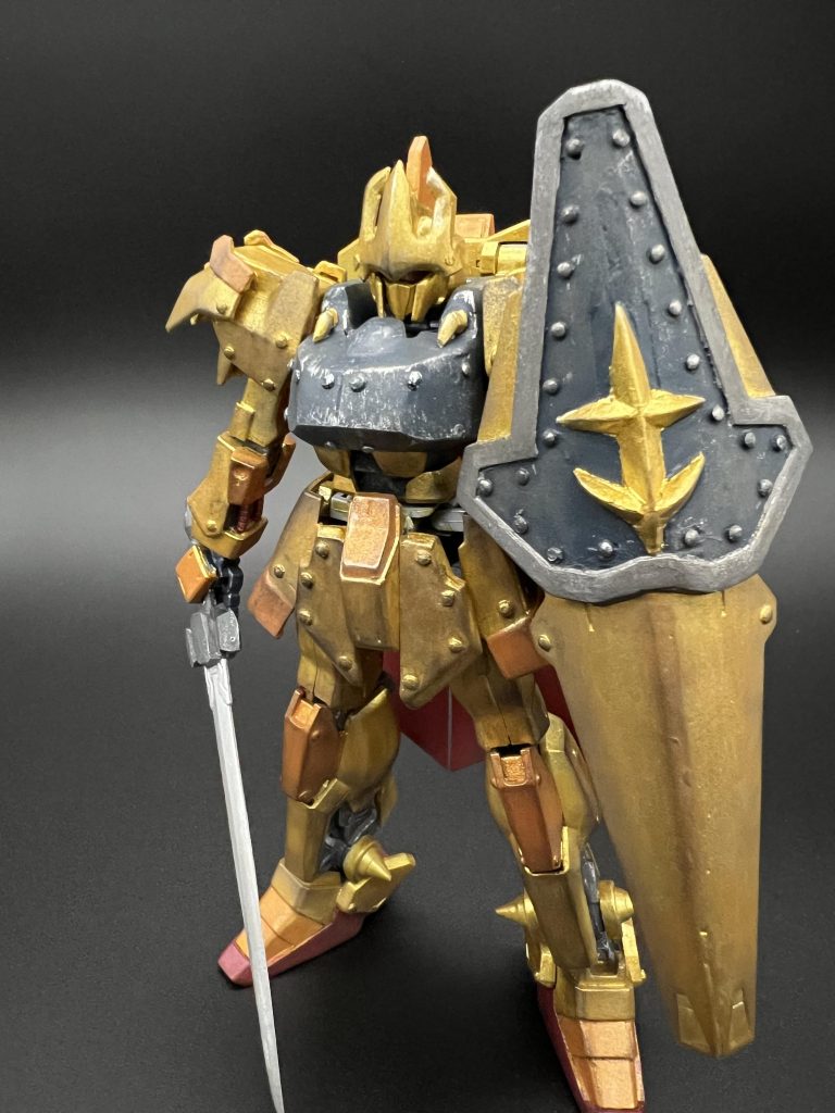 黄金の騎士（ナイト百式）–5枚目/制作者：しろたら