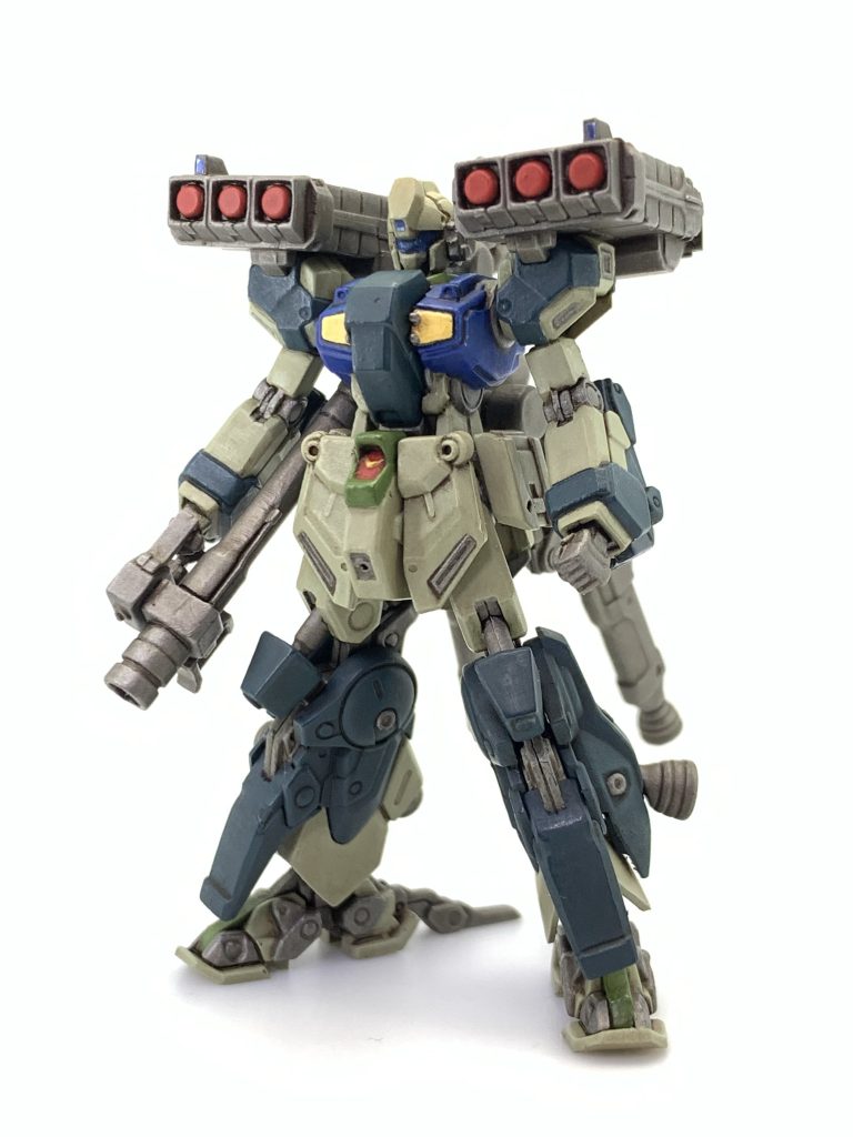 アーティファクトならではのアレンジとディテールが良い感じです。