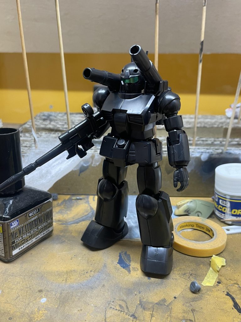 ベースはエコプラのガンキャノン基本組み立ては本人が担当、はめ込みが硬い部分のみ助ける。。二回ほど組み間違えで分解