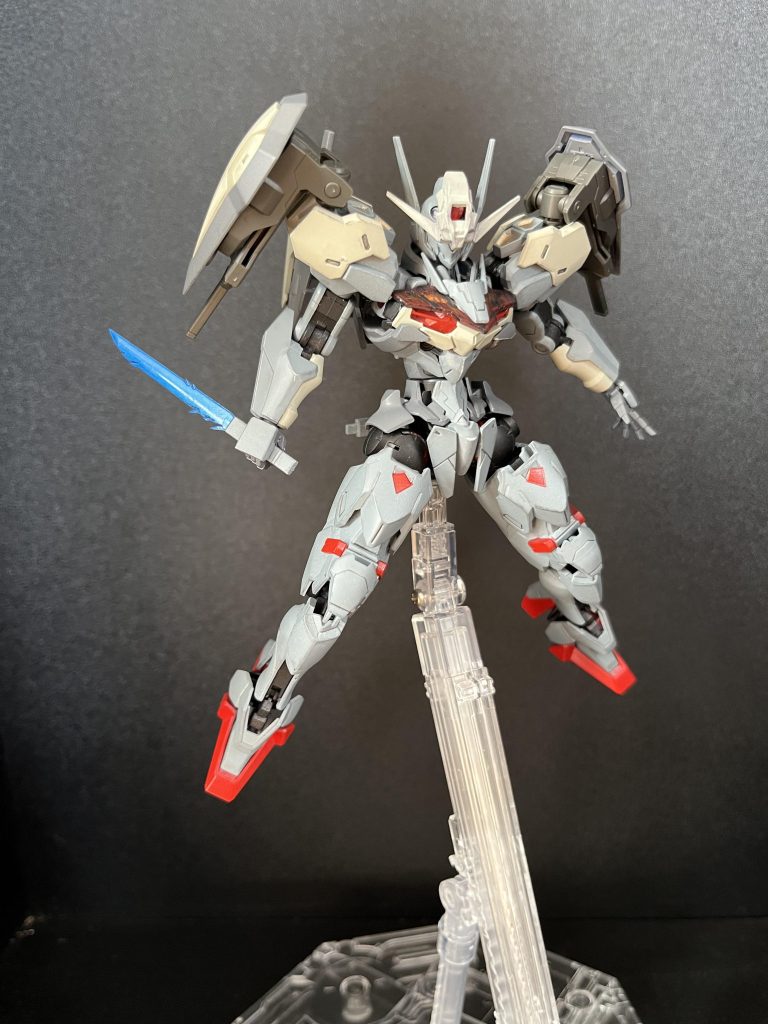 ビームタスクナイフやタガーではなくあえてタスク。形が牙状なので。まあ形で言うならドスですね。ビームドス！十手があるくらいやし…