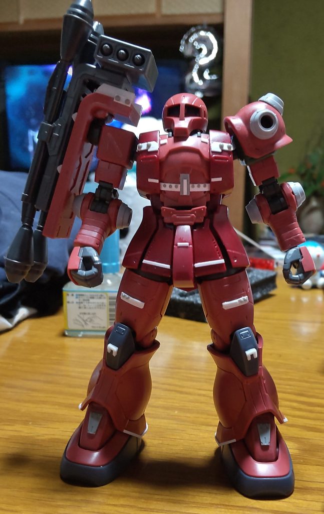 ディティール追加中。年末年始は暇すぎて、実家にこいつを持ち帰って製作進めてました。