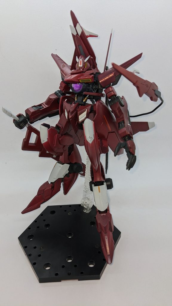 最後までご覧いただきありがとうございます最初は破損したアルケーガンダムを生贄になにか作りたいだけだったのですが、ミキシングというのはなかなか上手くいかないもので、パテとドリルとヤスリが手放せませんでした今年は凝るより数をこなす方向で行きたいかな...ここまで長々と書きましたが、制作中はとても楽しい時間を過ごせました！改めまして、ご覧いただきありがとうございました