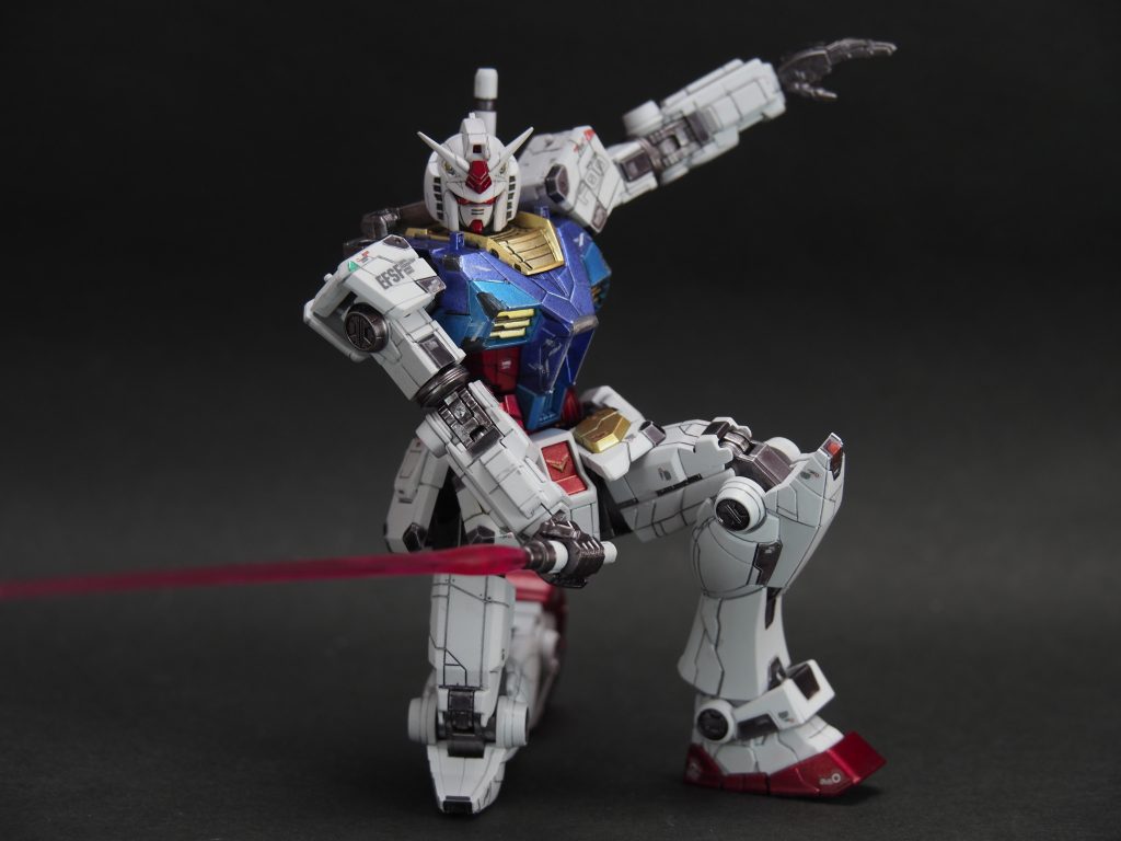 ザク持ってないので虚空切ってもらいました。横浜の展示は今年の3月いっぱいまでで撤去しちゃうんですよね・・・。施設内には開発に携わったメーカーとか自分も扱ったことのある産業用双腕ロボットの展示があってガンダム好きな人にロボットに興味を持ってもらえるきっかけにもなりそうだったので、ちょっと勿体無い気もします。高機動型のプラモも買いたいので展示終了までにもう一回行ってみたいですね。