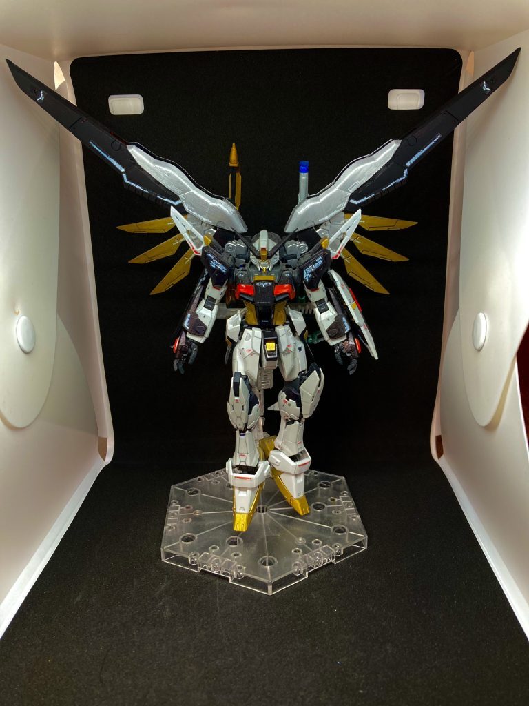 RG 1/144 デスティニー–3枚目/制作者：ブルスカ