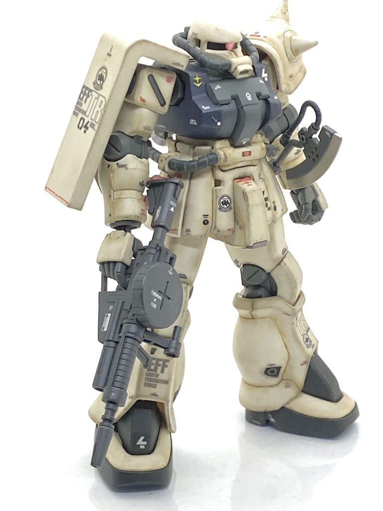 上手くカッコ良く汚せたのでHGUC.242コンプリート計画に参戦させて頂きます。