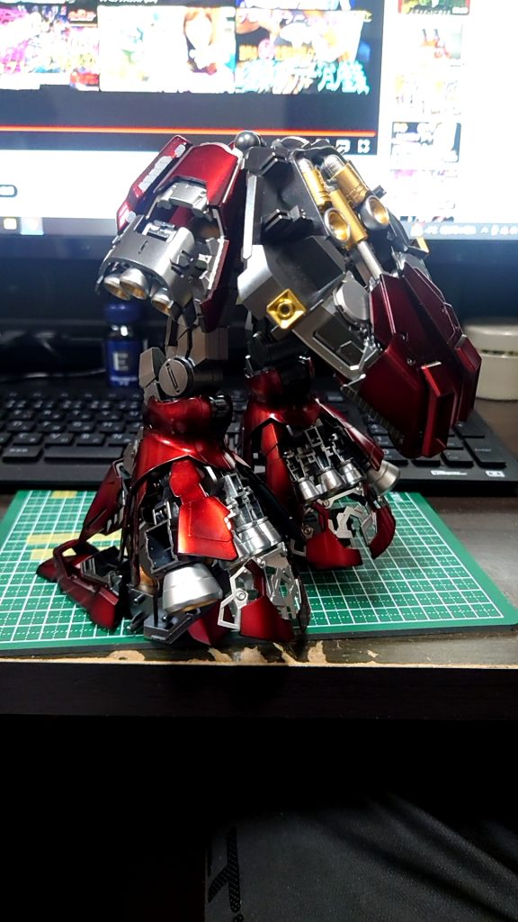 内部もマスキングして塗り分けました😆