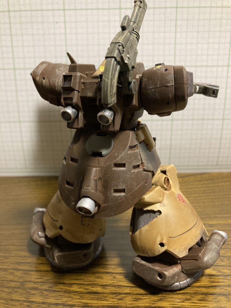 本格的に汚し塗装を行ったのはこれが初めてになります。あまり知識も無かったので教えてもらいながらの作業でした