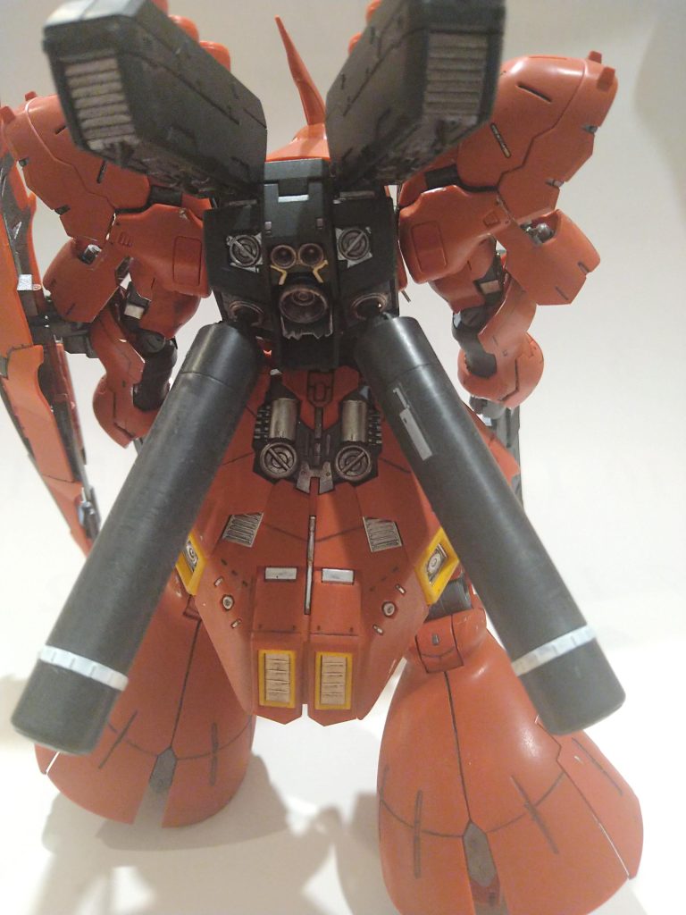 部分塗装はガンダムマーカーでやったんですけと昔のよりも発色が良くなった気がする…… 