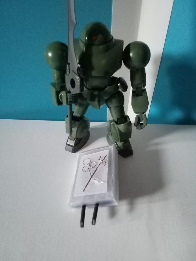 貴女から教わった通り、盾にはスパイク付けてます。これであの日に叩き込まれた「掬い込み三段刺突」も出来るかもしれません。