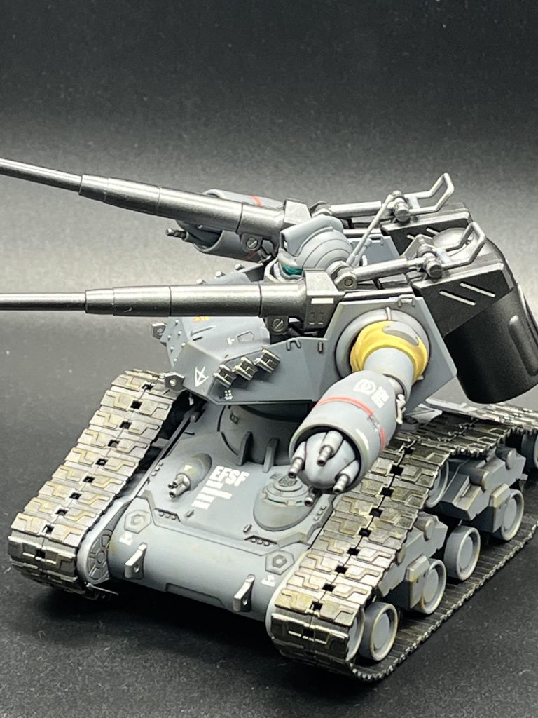 肩キャノンの基部のギミックがクソかっちょいい。