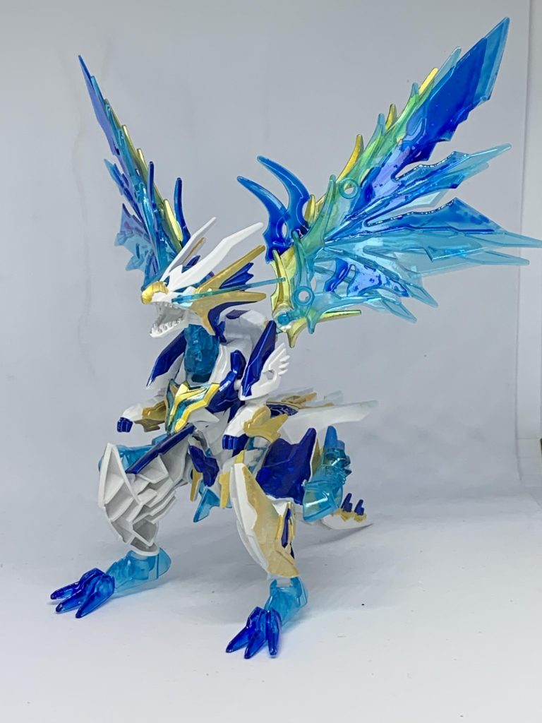 まずは龍単品。肉抜きはデザインと割り切る事にしました……