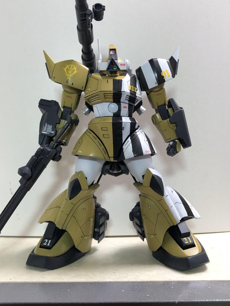 バイザー、肩ダクト自作肩、股関節位置変更胴体、スカート延長太腿、足首延長、足甲可動化