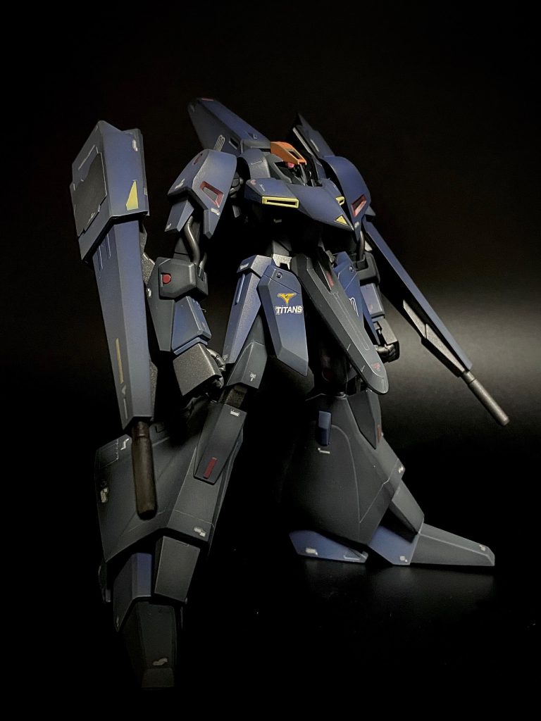 太腿で2㎜程延長した以外は改造していません。