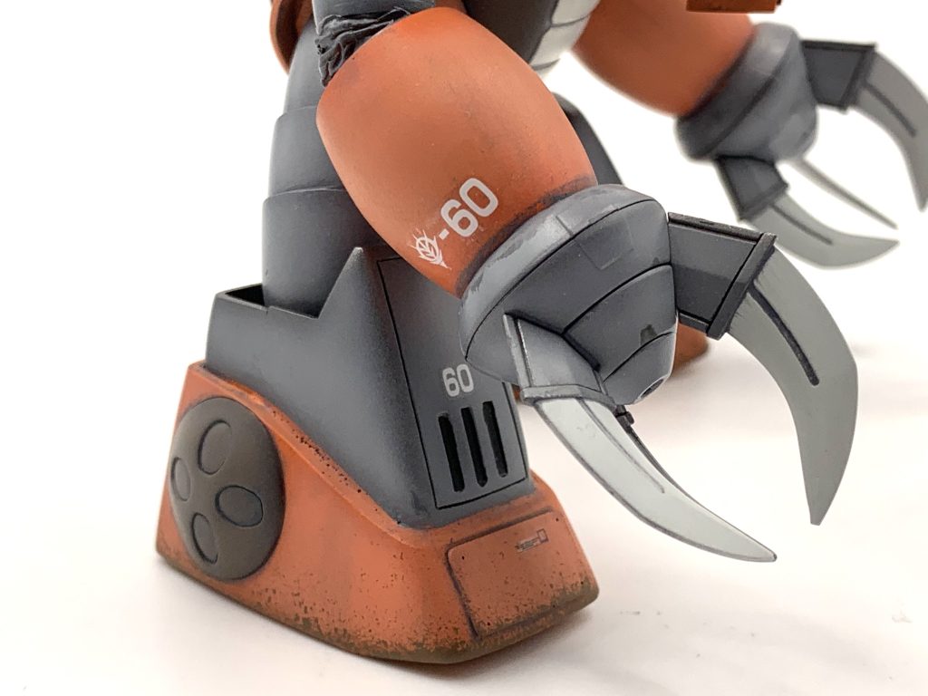 ヒートロッドはやめて、ツメにしました。水陸両用ならツメでしょ、という事で。ビルダーズパーツから使用しました。