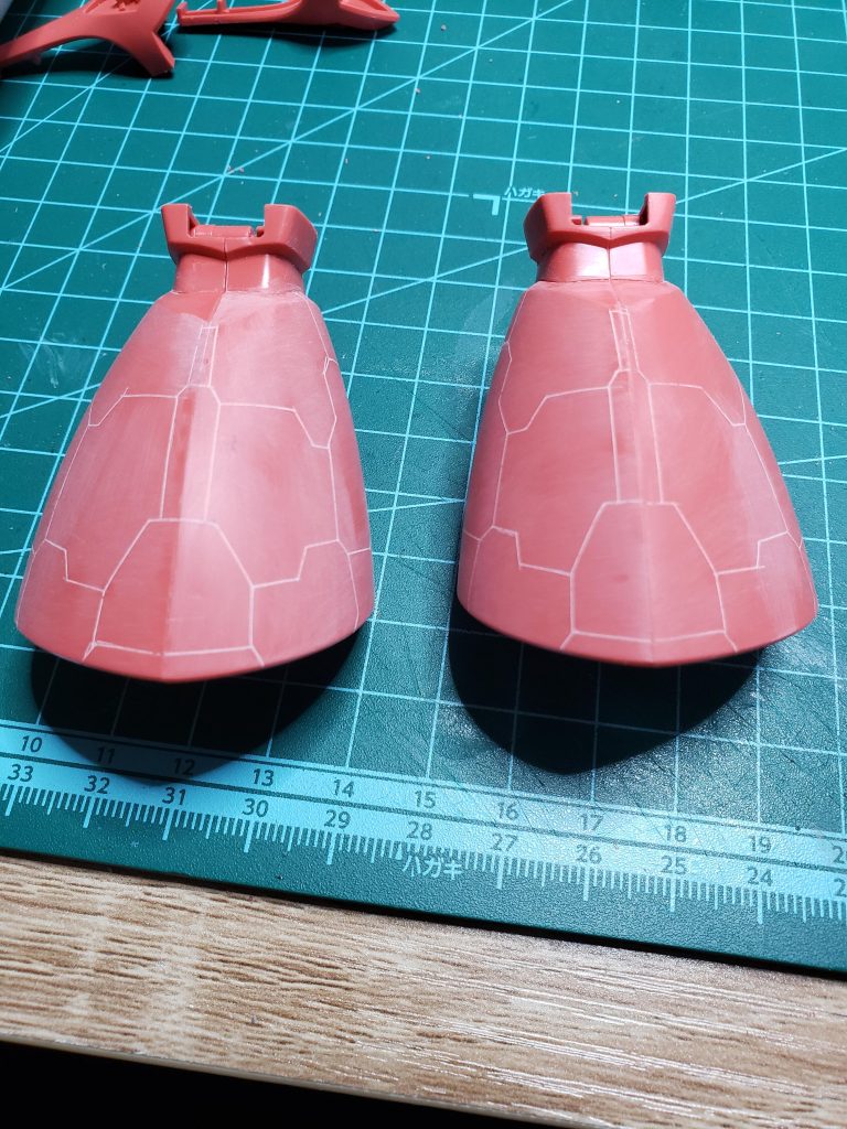 こんなにスジボリするんじゃなかったと後悔してる図笑