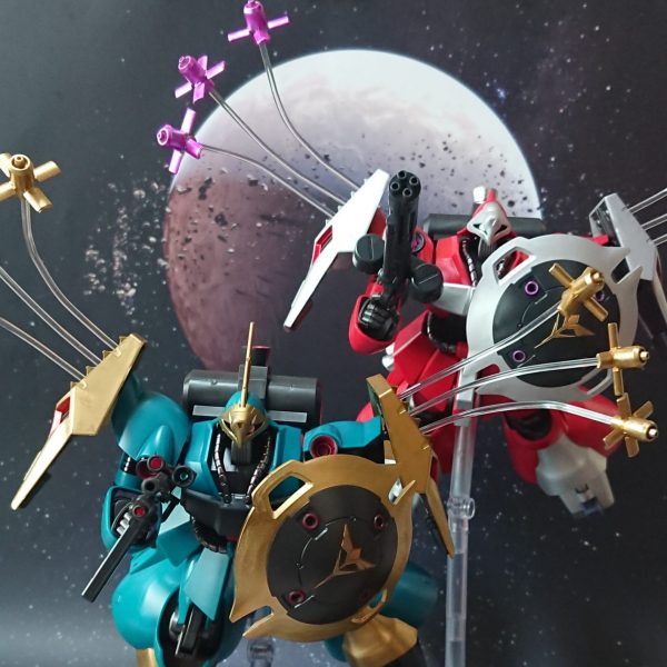 HGUC 1/144 ヤクト・ドーガ(ギュネイ・ガス専用機)、(クェス・エア専用機)