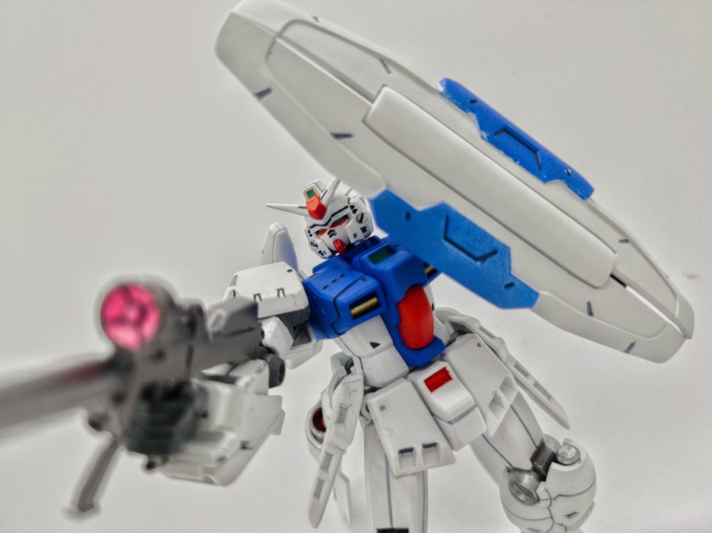 盾の保持がちょっと弱くて上手くポージングが付けられない……！