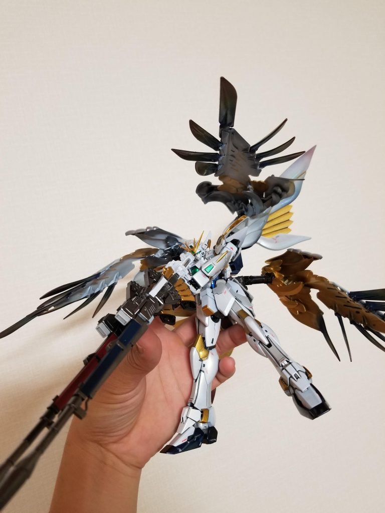 完成直前の射撃ポーズです。この後左手粉砕してポーズ封印になります。