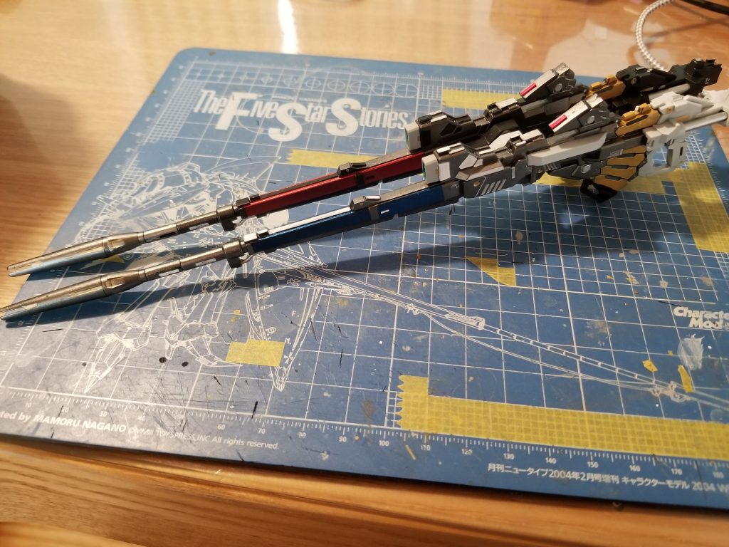 ツインバスターマグナムです。左右で色合いを変えています。ネオジムで連結します。