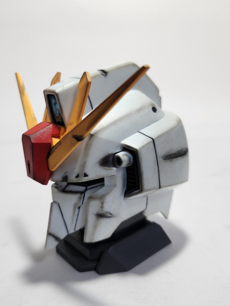 あとは宇宙空間で長い間戦っていた感じにしてみました！