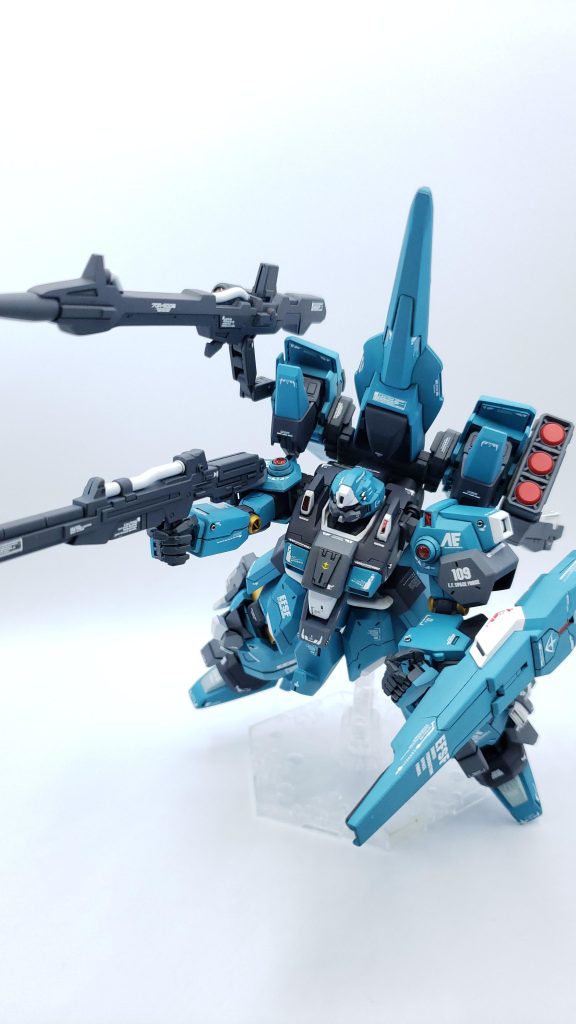 メガ・ビームランチャーはアームで可動します✨