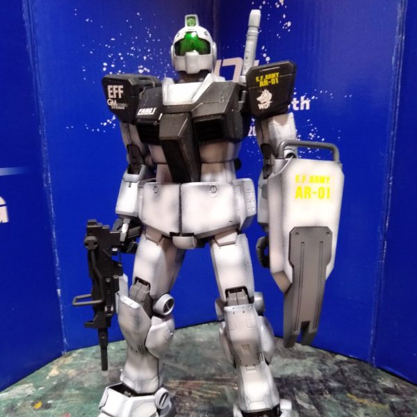 MG 1/100 ホワイトファング隊専用機体カラー　ジム　　ONEWARYEARガンダム改造B-CULBジム換装キット使用