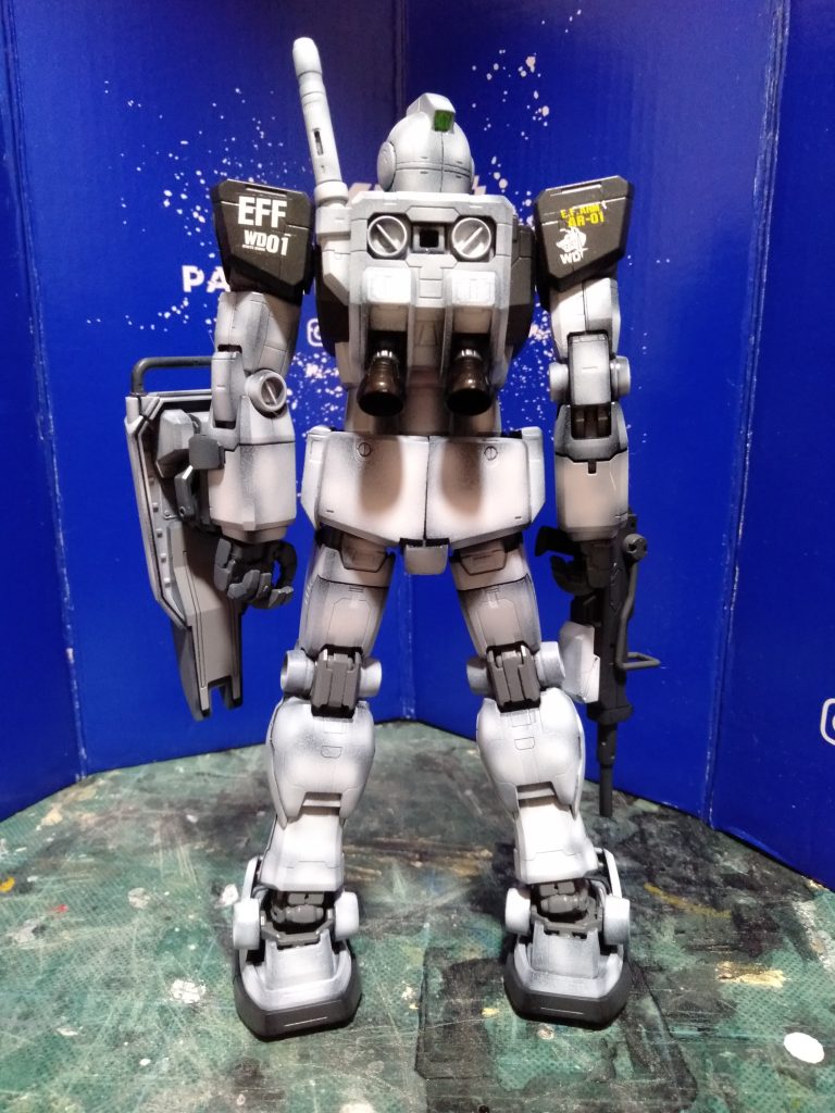 MG 1/100 ホワイトファング隊専用機体カラー　ジム　　ONEWARYEARガンダム改造B-CULBジム換装キット使用–4枚目/制作者：猫親父