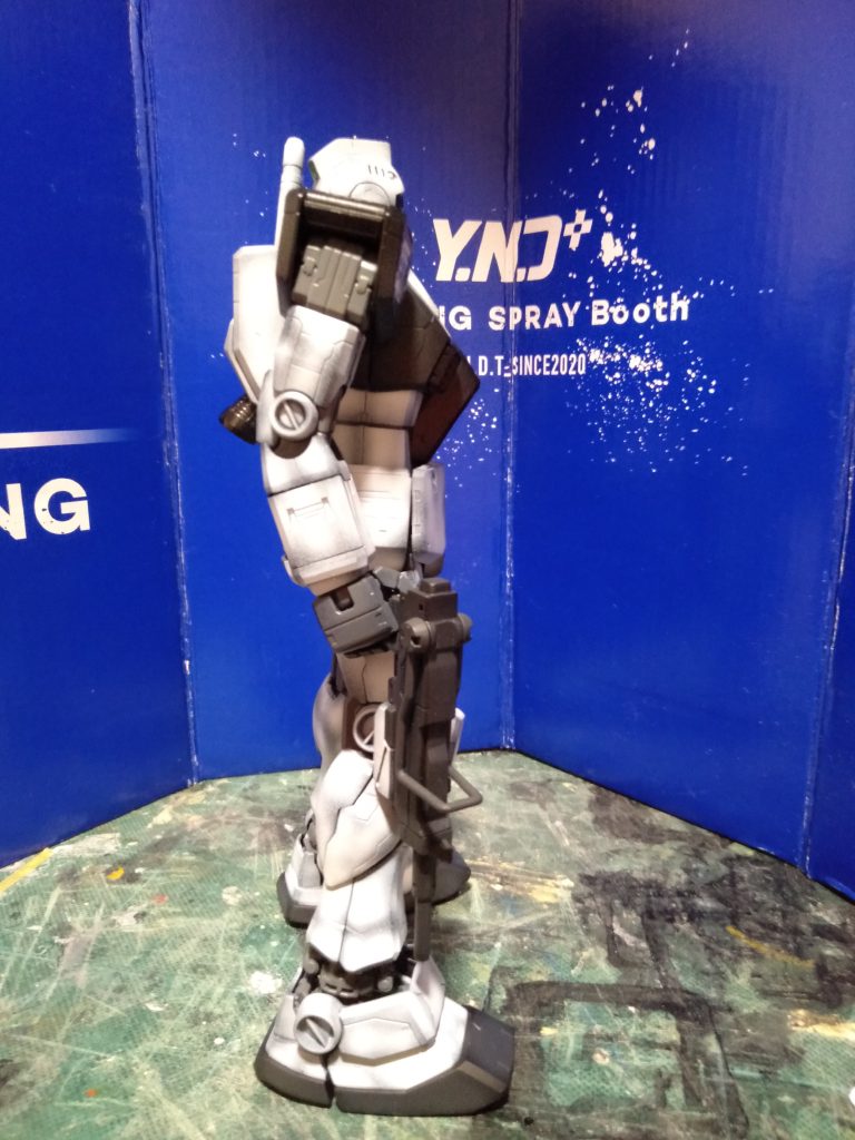 MG 1/100 ホワイトファング隊専用機体カラー　ジム　　ONEWARYEARガンダム改造B-CULBジム換装キット使用–5枚目/制作者：猫親父