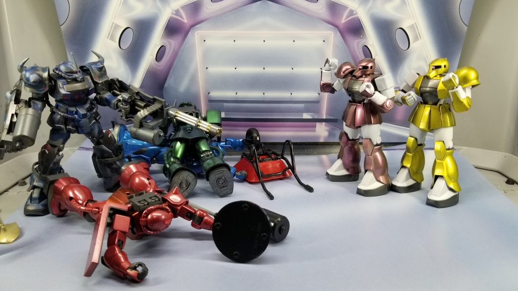 ツインズ　「やめなさい！」グフカス　「なんだ、お前らは？」