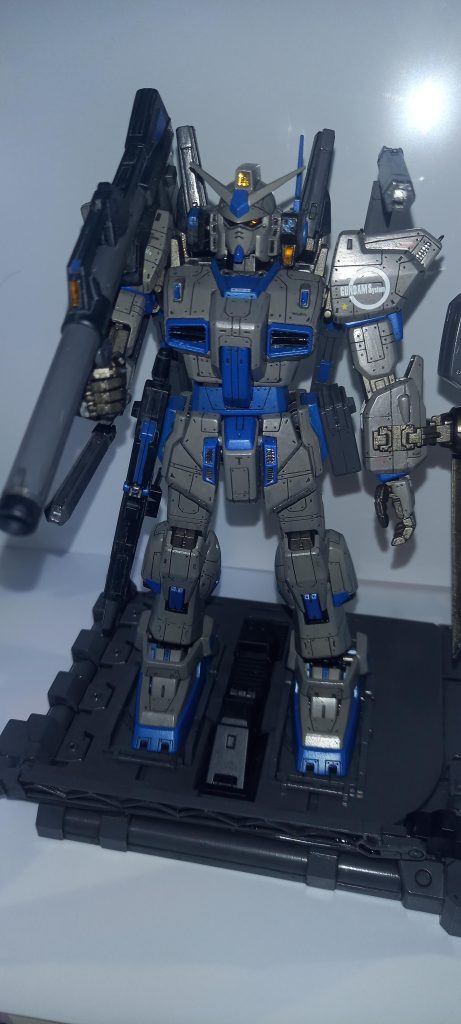 ビームキャノン展開上下自由に動かせます