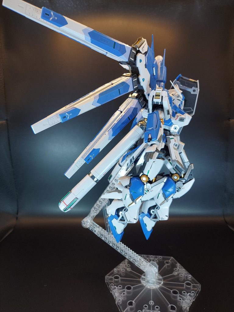 RG Hi-ν ガンダム–2枚目/制作者：torakichi