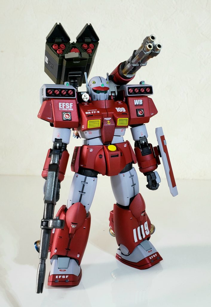 キャノン砲をミサイルランチャーに換装したミサイル強化ver.。もちろん全弾打ち終わったらパージします。