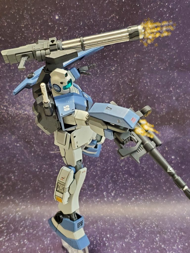 キッシンガム中尉は多くの戦場で場数を踏んだエースパイロット😎✨無数のミサイル群を冷静に腕部ガトリング、ミドルガトリングガンで迎撃して対応~👍✨