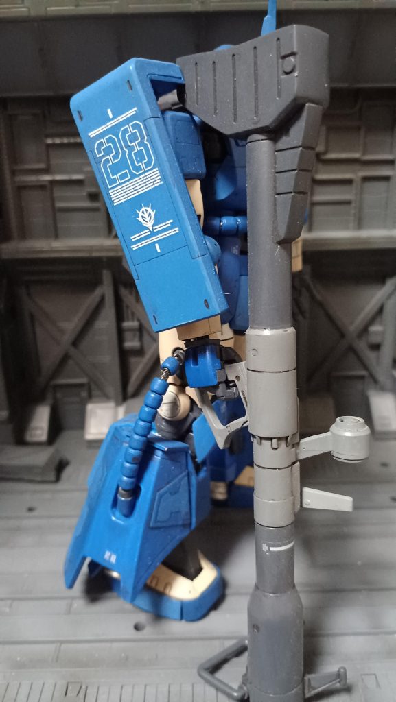 ロバートギリアム専用ザク–3枚目/制作者：みっつ