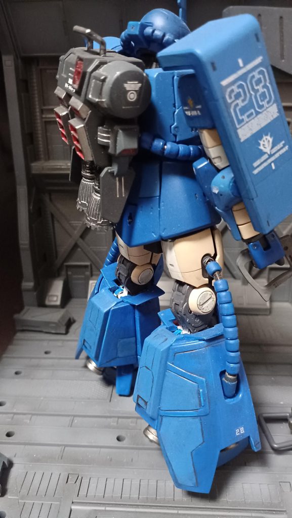 ロバートギリアム専用ザク–4枚目/制作者：みっつ