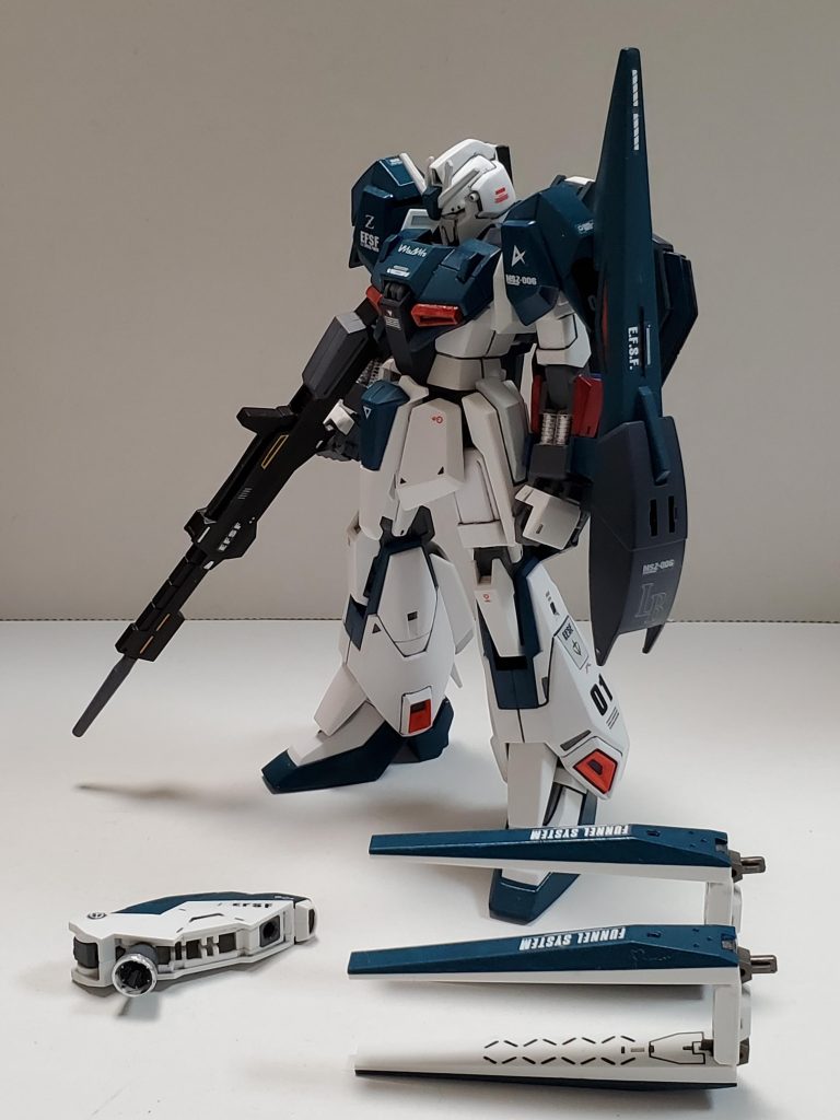 本体の🟦部分はインディブルーとデイトナグリーン、7：3程で調色しました❗これはリ・ガズィの本体カラーに合わせてます😊🎶